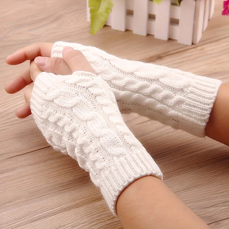 Cozy Knit Women's Winter Fingerless Gloves