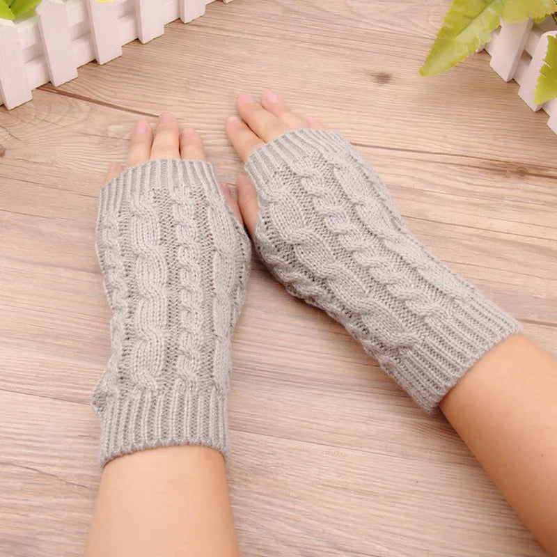Cozy Knit Women's Winter Fingerless Gloves