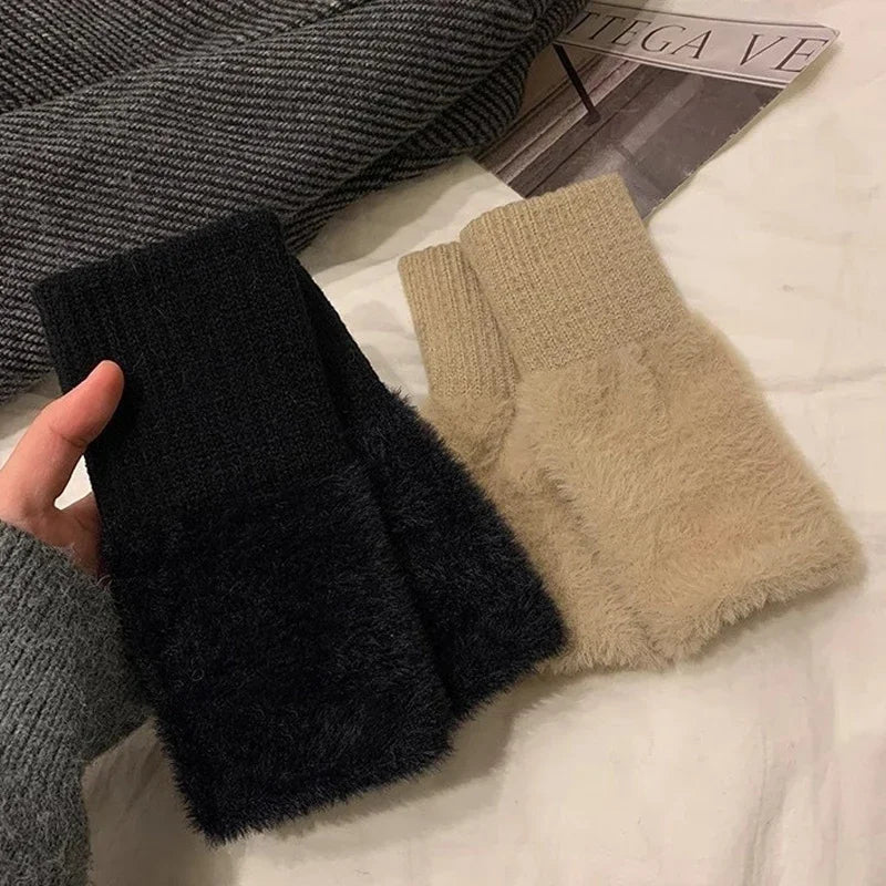 Luxurious Plush Fingerless Gloves for Women