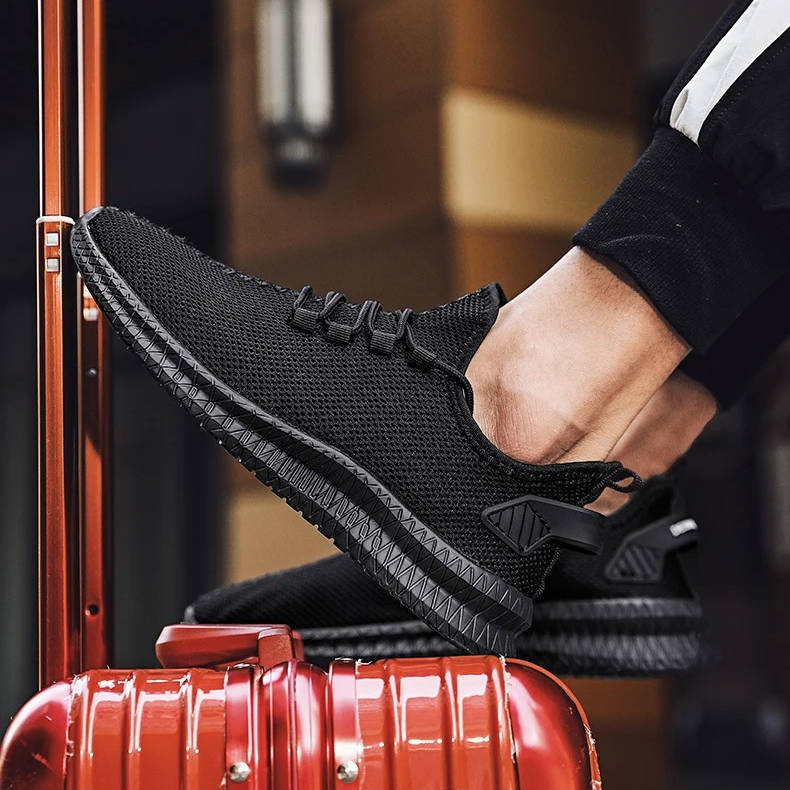 Breathable Casual Slip-Resistant Running Shoes
