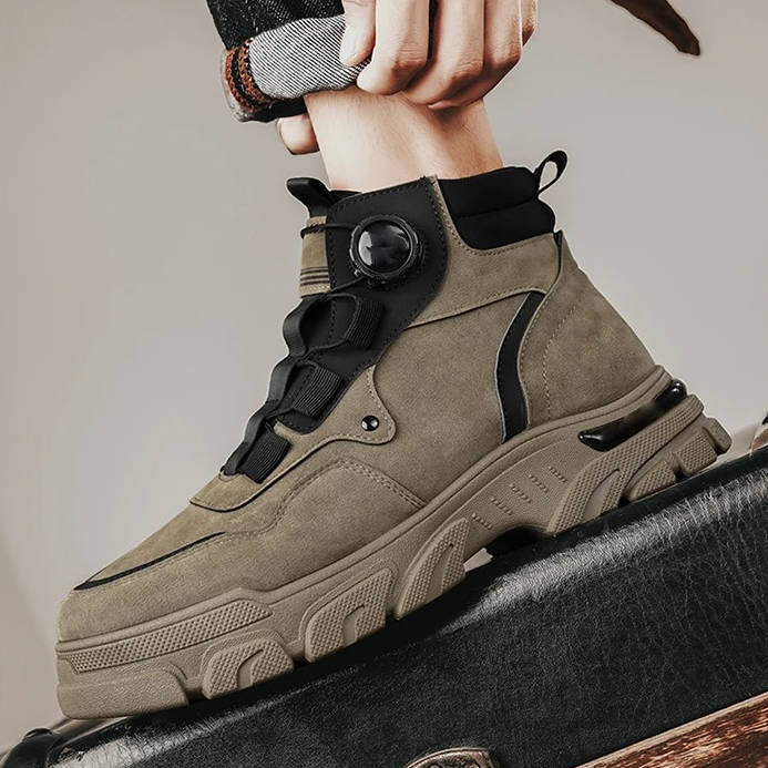 Men's Rugged Heavy-Duty Work Boots for Tough Jobs