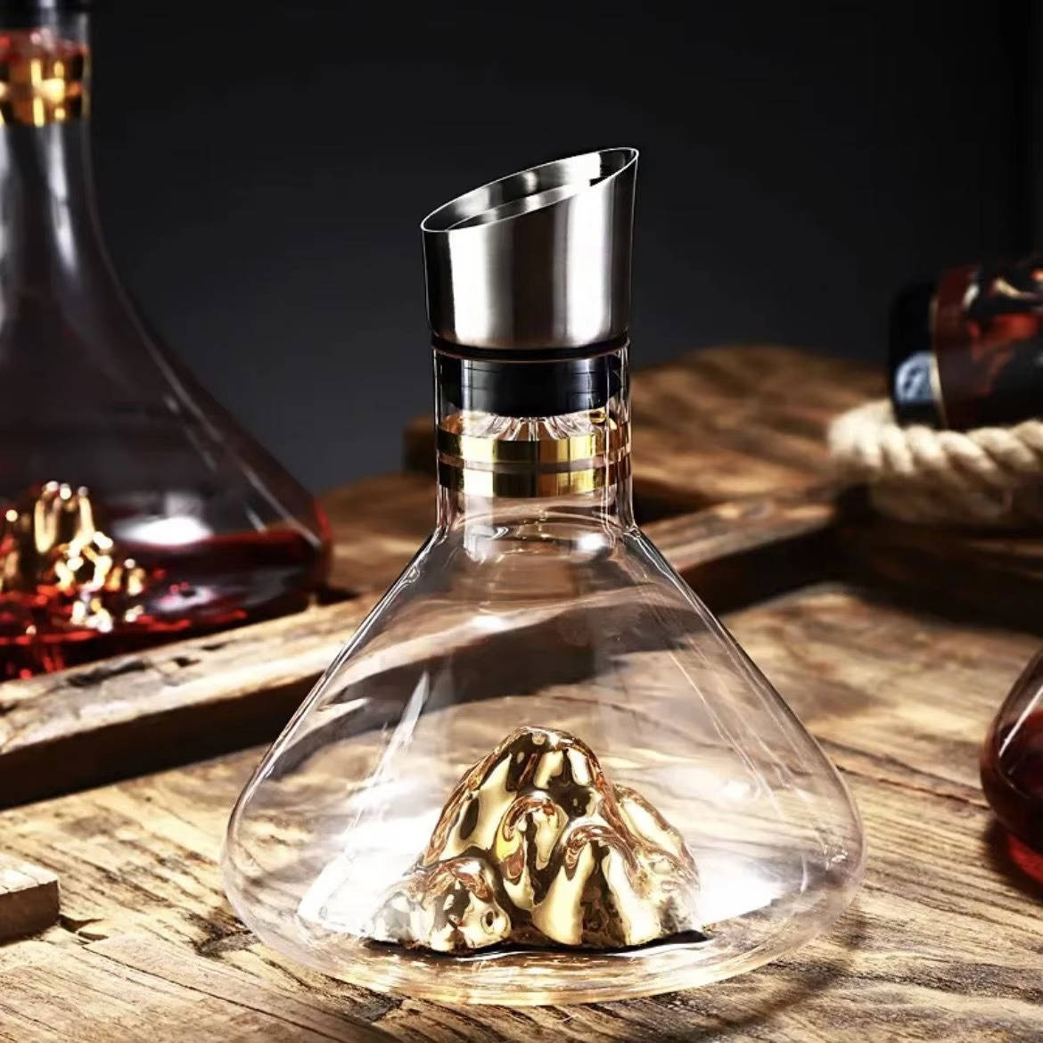 Crystal Glass Wine Decanter with Aerator