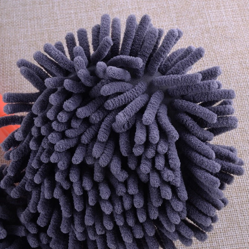 Rotating-Head Car Wash Brush for Effortless Cleaning
