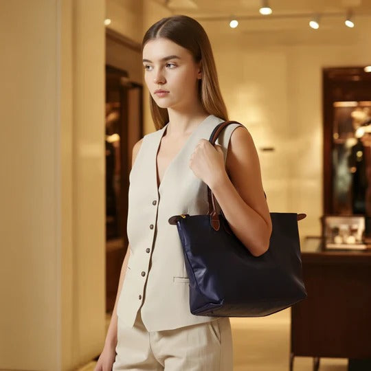Chic Women's Handbag