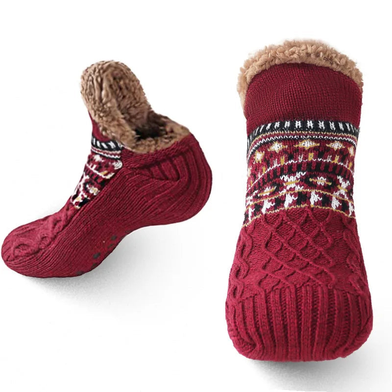 Cozy Snowflake Pattern Winter Socks