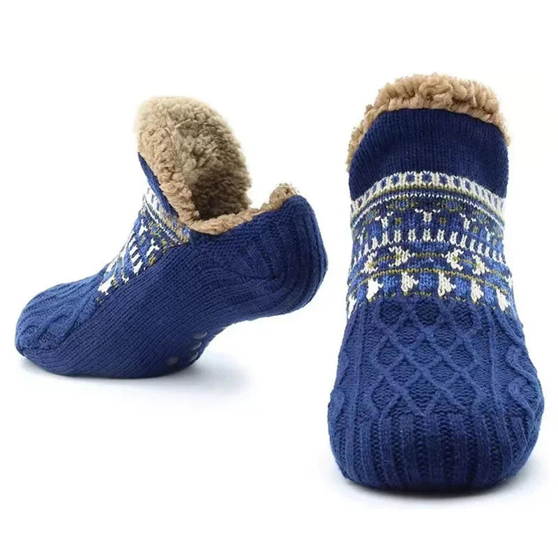 Cozy Snowflake Pattern Winter Socks
